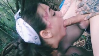 Schlampiges Spucken und Sabbern Deepthroat Facefuck 