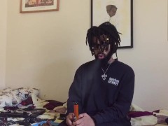 Some Young Zion and Matt Ox - Screenshot 11 of 16 - Smoking