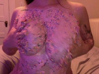 DDD Cupcakes - Messy Icing_and Sprinkle Covered_Tits