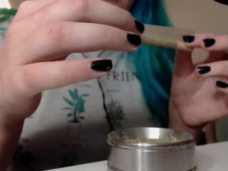 joint rolling, pear, peartv, how to roll a joint