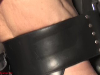 Your skin is My canvas: Mistress Ezada scratching 