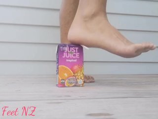 kink, foot model, juice box, foot crushing