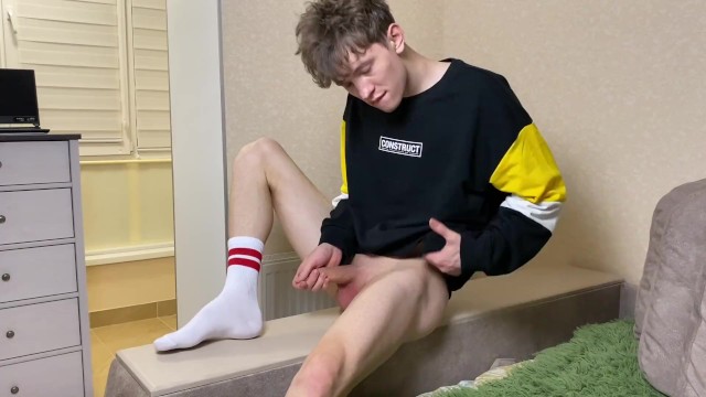 Cute boy Jerking His Monster Dick Before Go to Bed ...