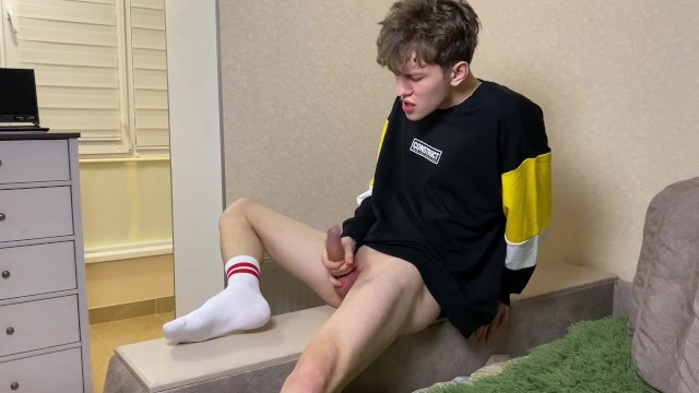 Cute boy Jerking His Monster Dick Before Go to Bed ...
