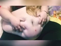 Ssbbw stuffs her greedy hole 