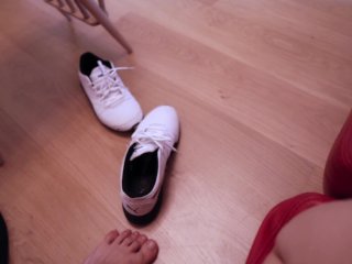 My milf ass & big boobs_solve all my problems: I pay the handyman this way!