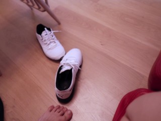 My milf ass & big boobs_solve all my problems: I pay the handyman this way!