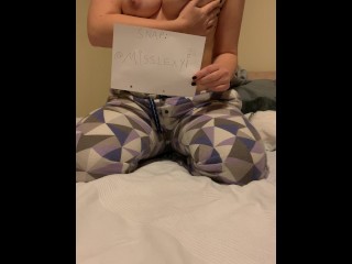 Playing with my Tits - Cum with me