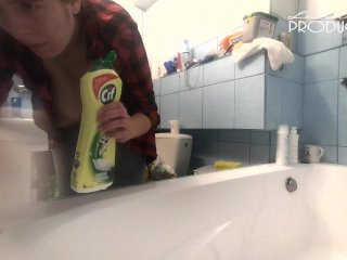 Big Tits Lena Downblouse_While Cleaning Bathtube