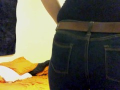 PAWG Struggles with Jeans