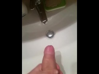 Guy Cum into the Sink