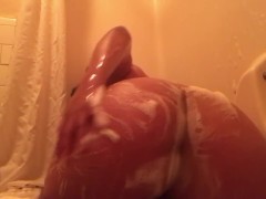 Soapy Mess - Screenshot 4 of 16 - Bathtub