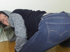 RIPPING SOME BUBBLY NASTY FARTS - Screenshot 9 of 16 - Fart