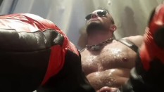 Bodybuilders solo