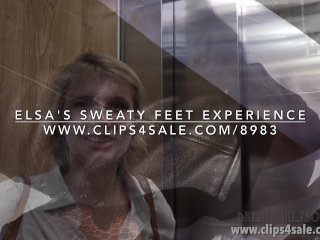 Elsa's Sweaty FeetExperience - (Dreamgirls in Socks)