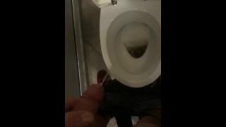 Big dick pissing in toalet at work