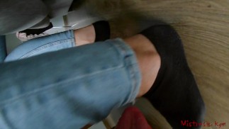 Фемдом-поклонение Госпожа Ким носки и ноги (POV)