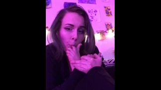 为圣诞老人吮吸我的青少年脚趾