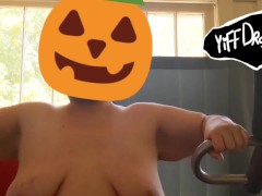 Transman working out - Screenshot 13 of 16 - Trans