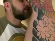 Preview 2 of Hotel meet up with musky tattooed guy.