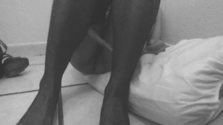 латинский транссексуал в нижнем белье горячий, мексиканская киска