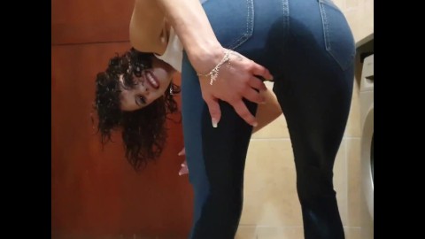 Smoking girl needs to piss desperately | Pissing in jeans