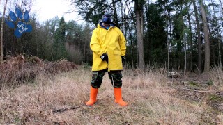 Raingear pup wanking outdoors during sunday walkies (nearly got caught)