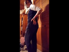 RIPPING A BUBBLY FART