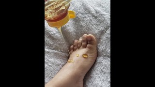 Honey op voeten