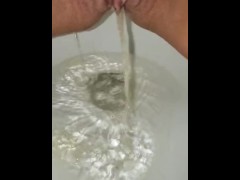 Peeing compilation.  - Screenshot 4 of 16 - Peeing