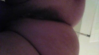 撒尿和张开我的屁眼;胀 气