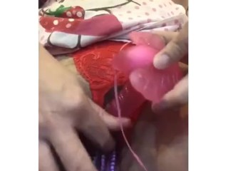 Thai girl masturbate with sex toy