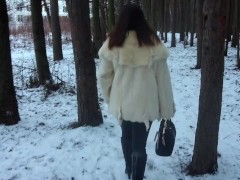 Кончил в рот после минета в зимнем лесу! - Screenshot 2 of 16 - Mother