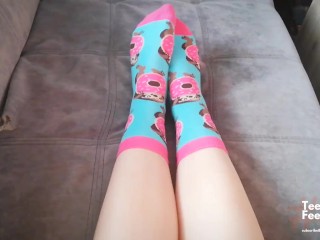 FUNNY SOCKS TEASING & HUMILIATION TASK: TAKE OFF MY SMELLY SOCK BY UR MOUTH