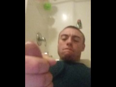 Bathroom play - Screenshot 15 of 16 - He