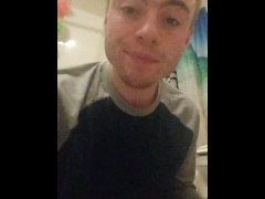 Bathroom play - Screenshot 2 of 16 - Cums