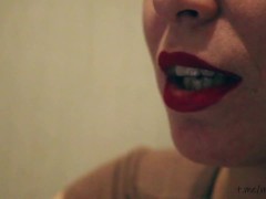 После главного меня пустили по кругу и трахали втроем. Жесткая секс оргия. 4/16