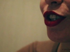 После главного меня пустили по кругу и трахали втроем. Жесткая секс оргия. 9/16