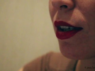 После главного меня пустили по кругу и трахали втроем. Жесткая секс оргия.