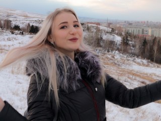 Winter Blowjob and Sex with a  cute Girl in a Fur Coat - Swallow Cum