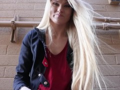 Get to Know Erin Evelyn Smoke Sesh - Screenshot 2 of 16 - Behind The Scenes