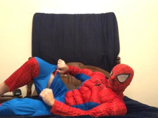 Разрушение костюма Человека-паука