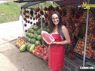 Carne Del Mercado - Nerdy Colombian Teen Makes Her Very First Porn Movie