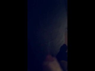 Кончаю на свою кровать