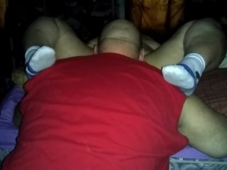 Жену-толстушку съедает лучший друг мужа