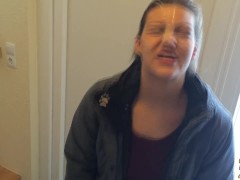 Spermawalk in der NACHBARSCHAFT