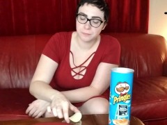 Cheeseburger and Pringles Mukbang Lunch