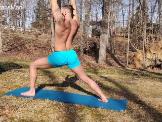 Yoga Ao AR Livre Sem Camisa