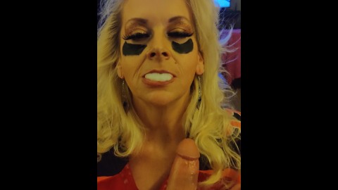 SUPERBOWL SUPER Milf NO HANDS  BLOWJOB  SUCK SHOW GARGLE SWALLOW