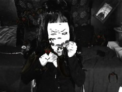 FreaKSHOW - Screenshot 14 of 16 - Creep